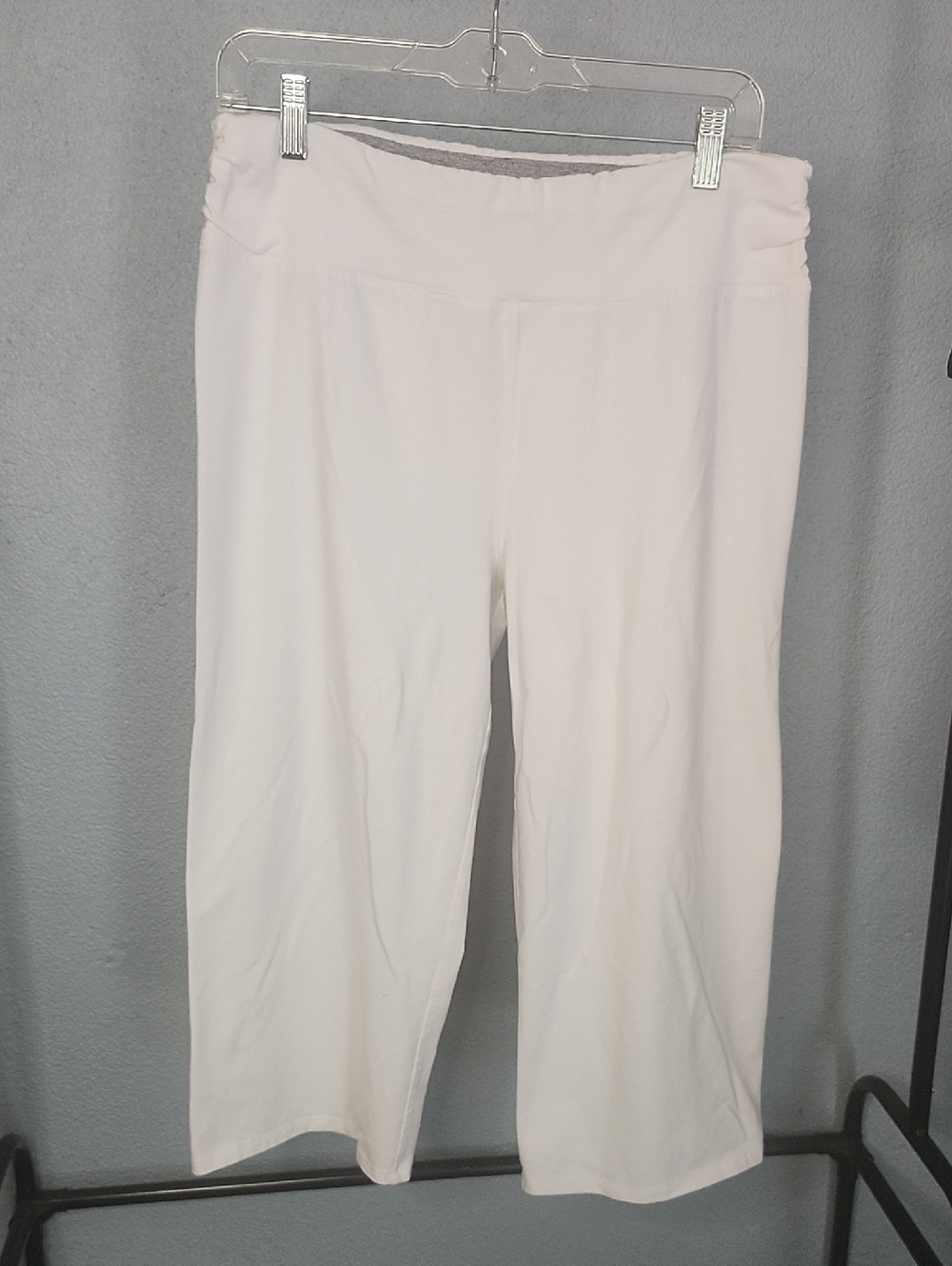 Calvin Klein White Wide-Leg Pull-On Capris